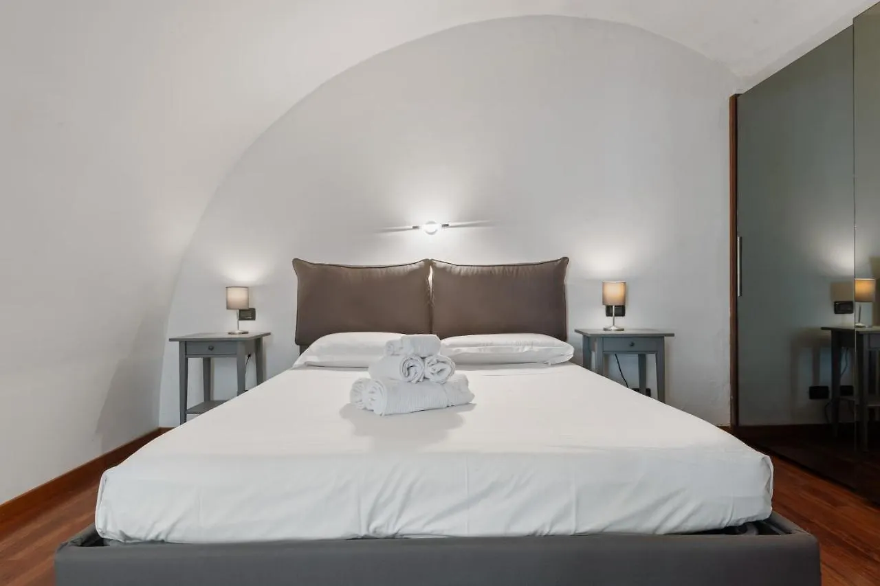 Elegant Flat A Few Steps From Via XX Settembre Apartment Genoa Italy